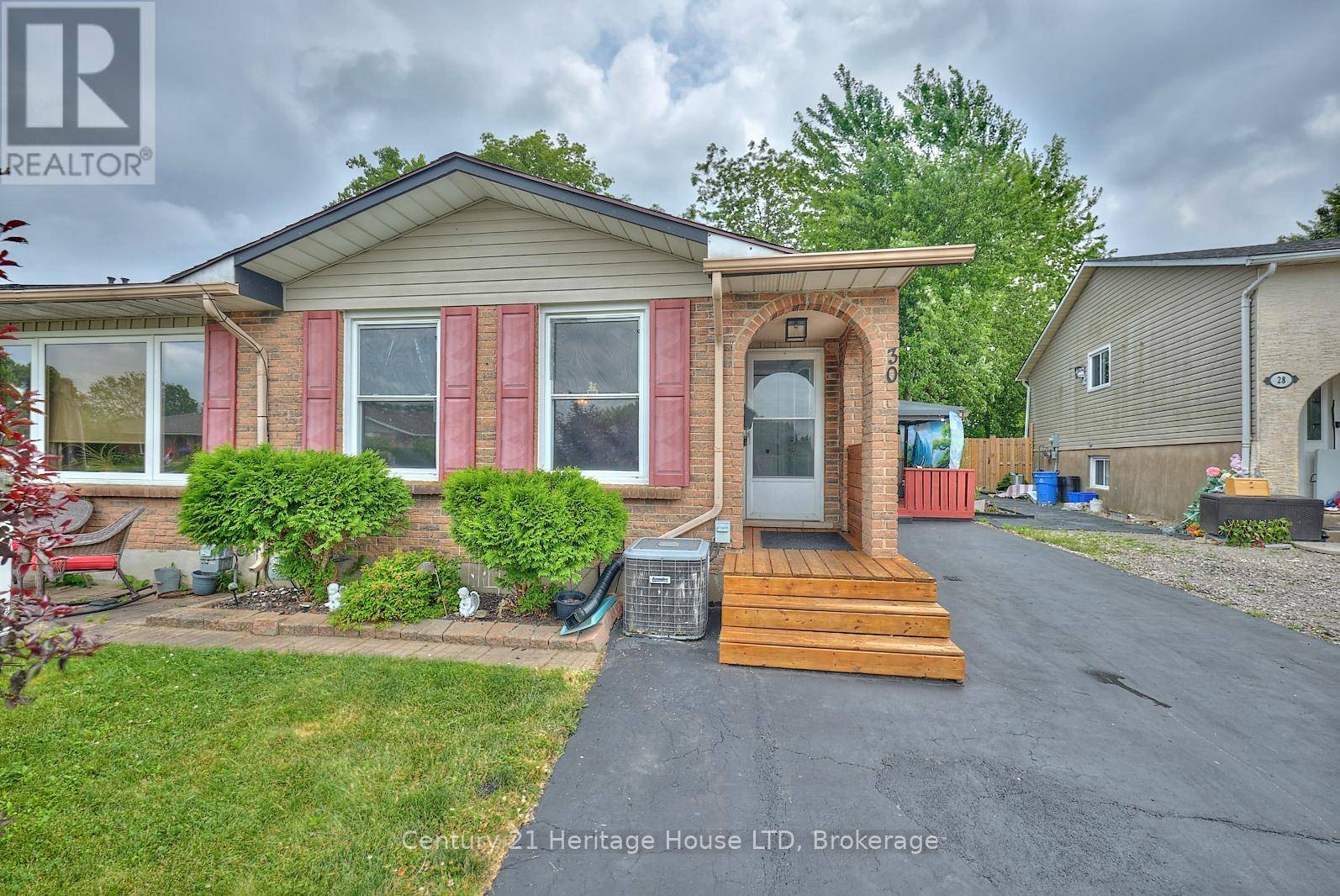 Fort Erie (central), ON L2A5Z2,30 DODDS COURT
