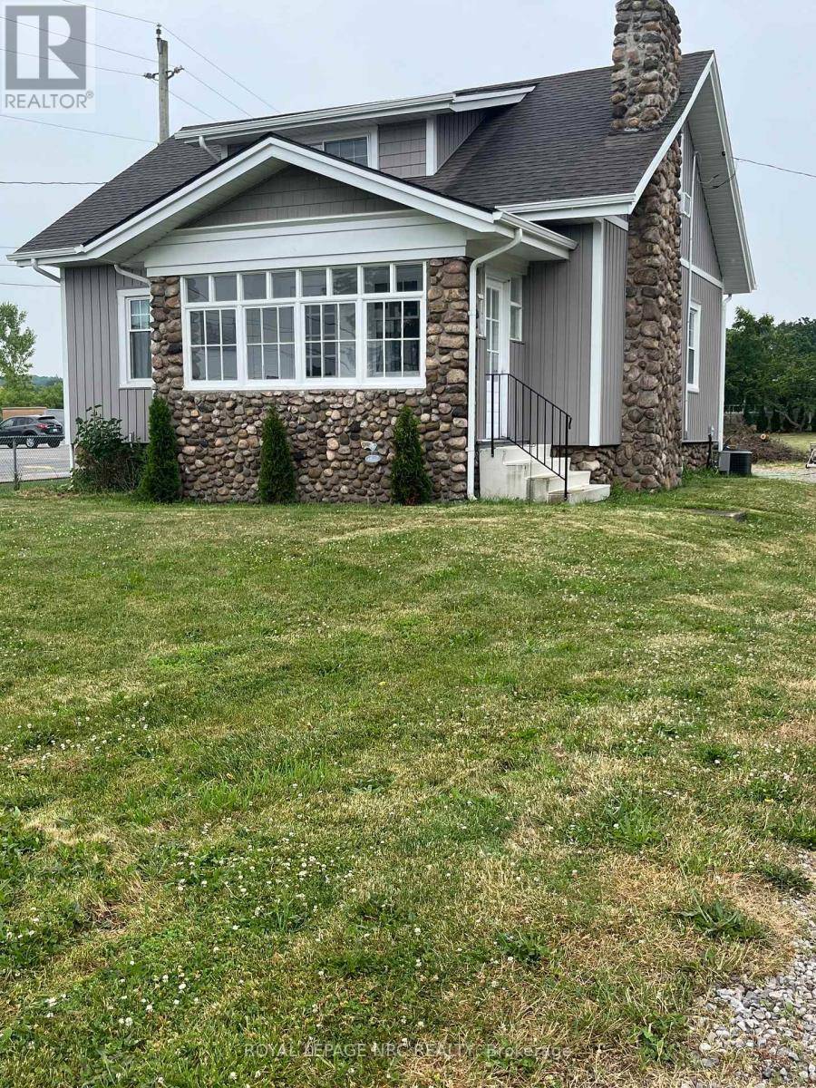 Lincoln (beamsville), ON L0R1B3,5706 KING STREET
