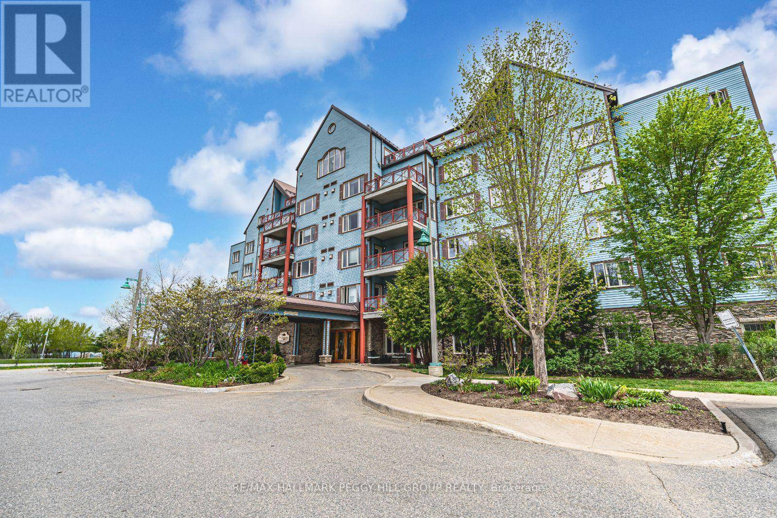 Gravenhurst (muskoka (s)), ON P1P1Z9,130 Steamship Bay RD #207