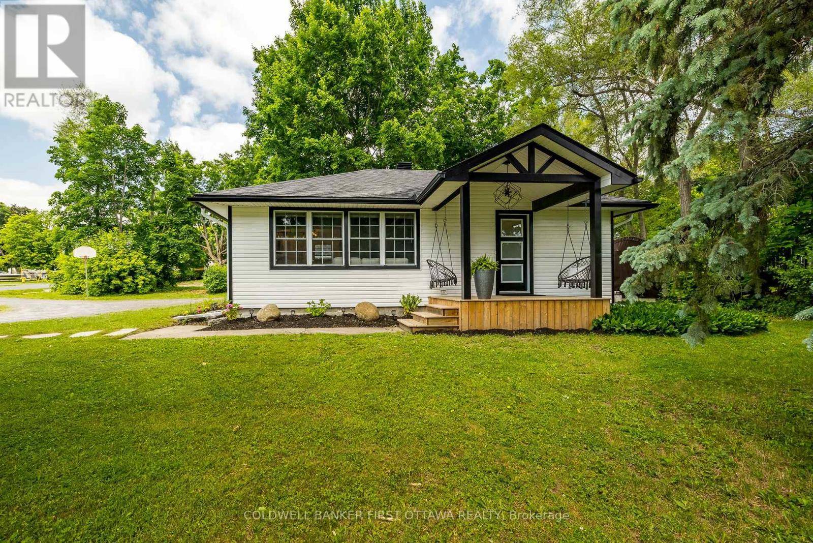 Ottawa, ON K2S1P8,1 PORTER STREET