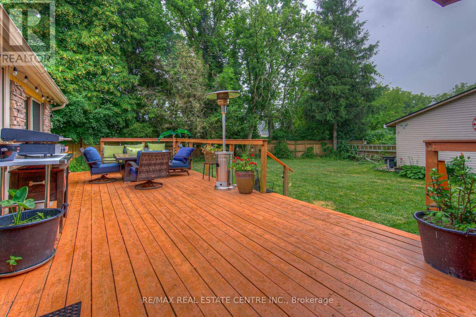 Hamilton (ancaster), ON L9G4T5,310 CAVENDISH DRIVE