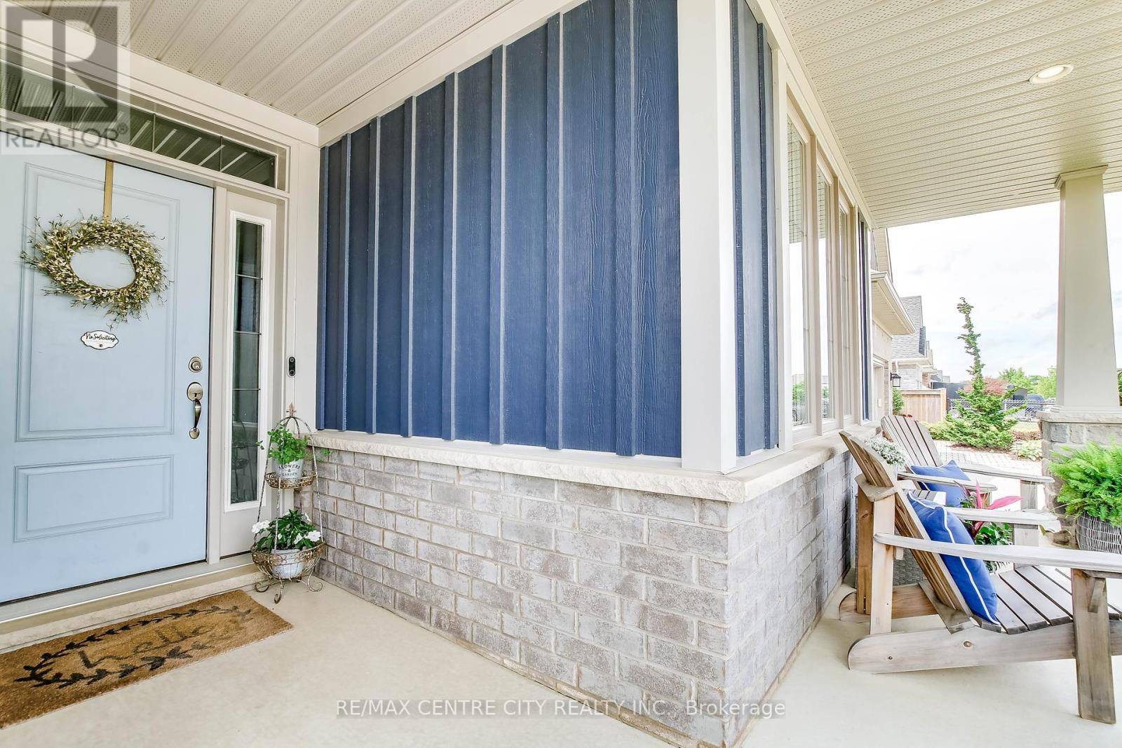 St. Thomas, ON N5R0H8,36 ACORN TRAIL