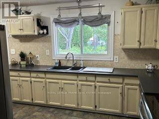 Selwyn, ON K0L1T0,654 MYSTIC CRESCENT