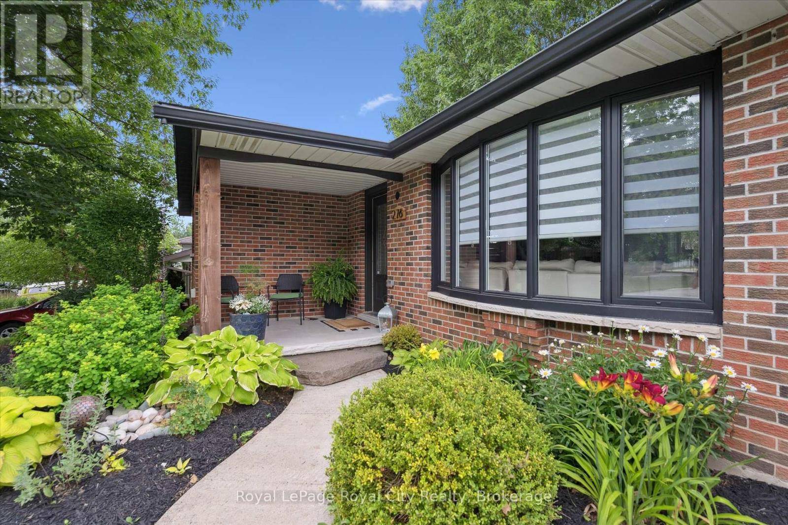 Centre Wellington (elora/salem), ON N0B1S0,276 JOHN STREET