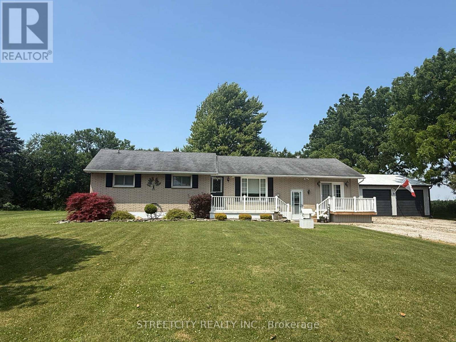 Chatham-kent, ON N0P2M0,29422 DAWN VALLEY ROAD