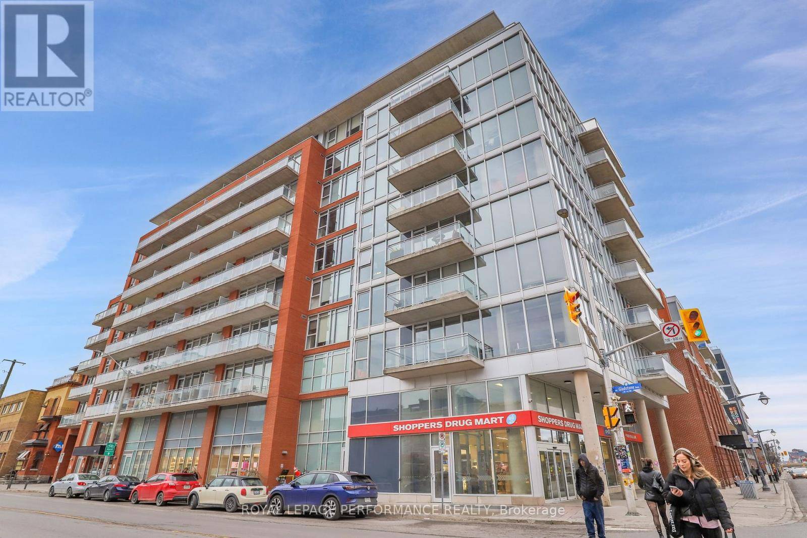 Ottawa, ON K2P0R4,354 Gladstone AVE North #815