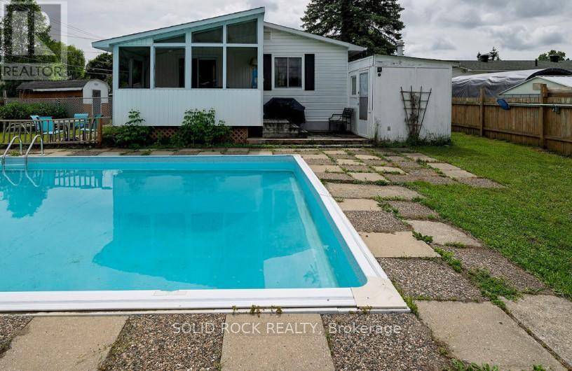 North Grenville, ON K0G1J0,211 DODSON STREET