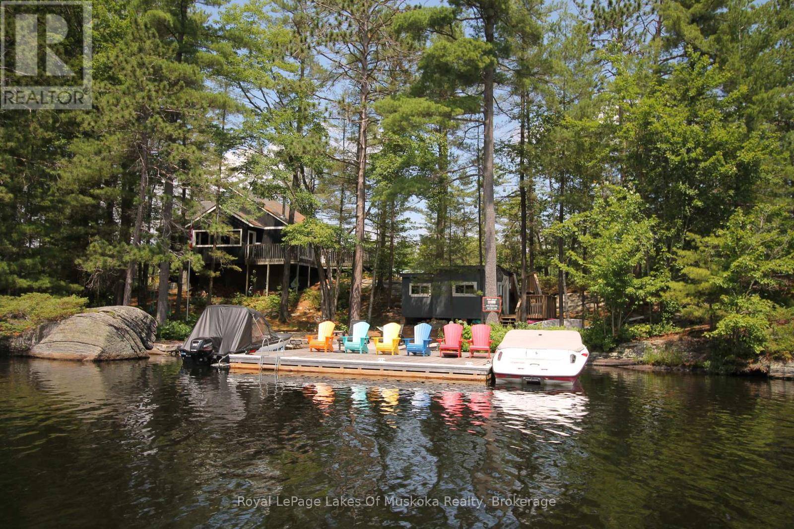 Gravenhurst (muskoka (s)), ON P1P1R2,1 3LN BERKINSHAW ISLAND