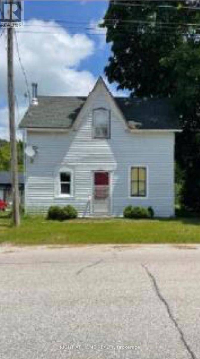 Chatsworth, ON N0H1K0,136177 CONCESSION 8