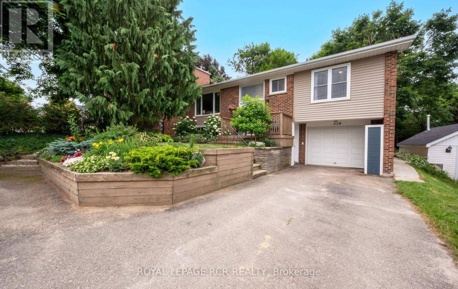 Shelburne, ON L9V2X1,538 OWEN SOUND STREET