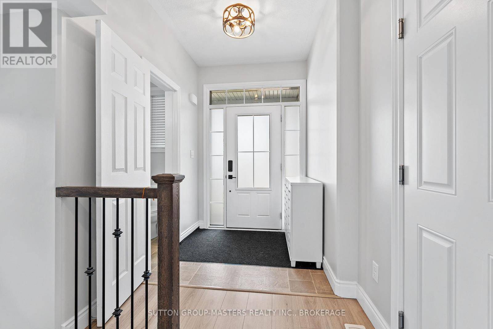Loyalist (amherstview), ON K7N0C1,122 HAZLETT STREET