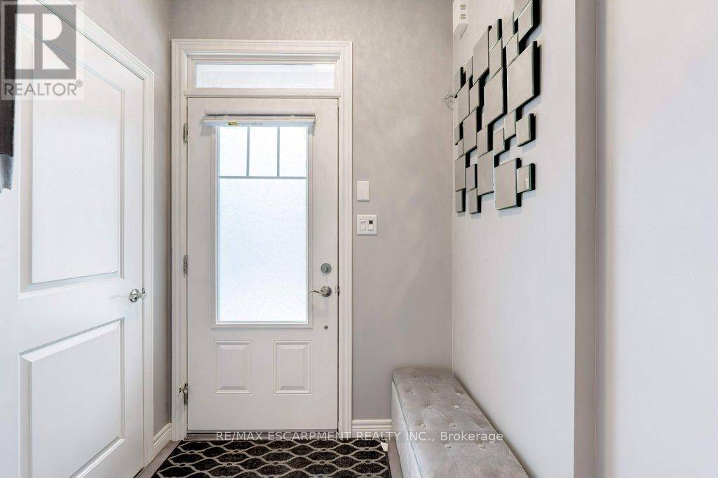 Hamilton (stoney Creek), ON L8E0J4,98 Shoreview PL #12