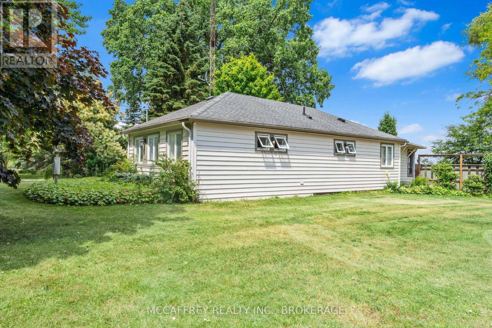 Greater Napanee, ON K7R3K7,425 SOUTH SHORE ROAD