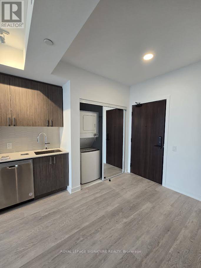 Hamilton (riverdale), ON L8E0L3,2782 Barton ST East #1208