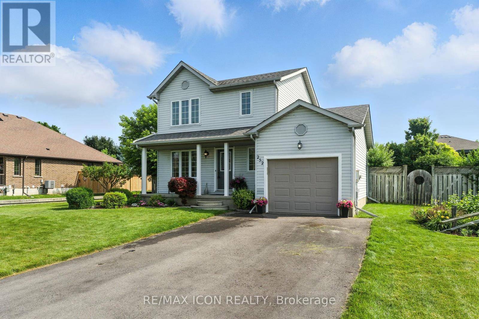Blandford-blenheim (plattsville), ON N0J1S0,252 FENNEL STREET