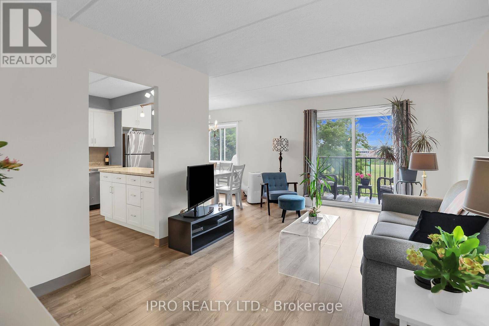 St. Catharines (lakeport), ON L2N5S3,6 Westlake LN #301