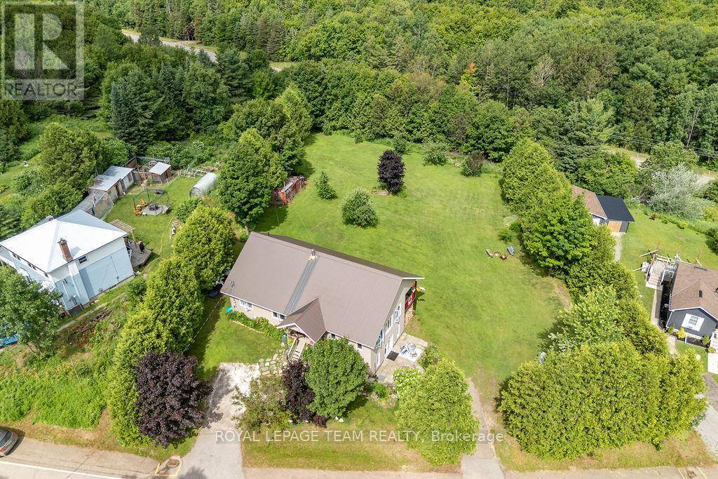 Bonnechere Valley, ON K0J1W0,23 ALGONQUIN ROAD