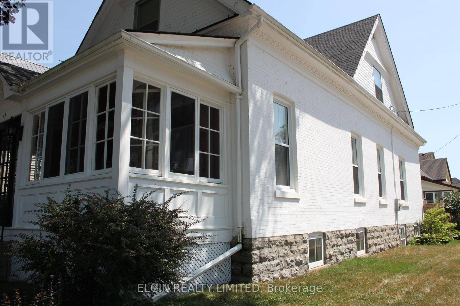St. Thomas, ON N5R3N8,49 HINCKS STREET