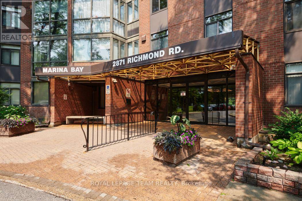 Ottawa, ON K2B8M5,2871 Richmond RD #904