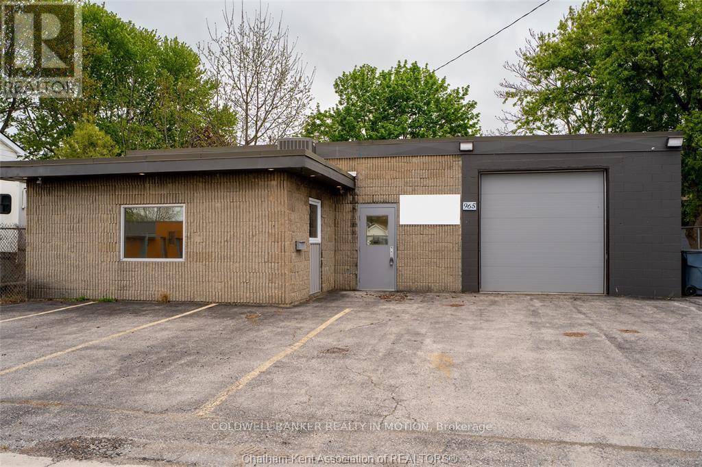 Chatham-kent (wallaceburg), ON N8A3T1,965 OLD GLASS ROAD