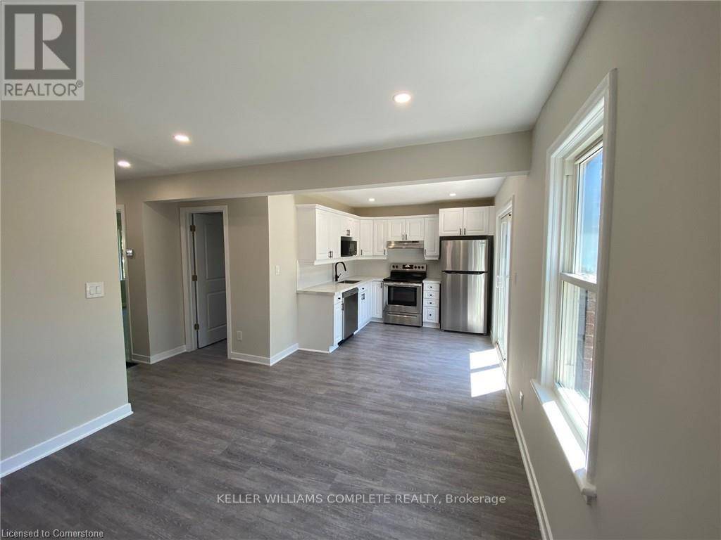 Hamilton (macassa), ON L8V1Y2,22 Cheryl AVE #Main