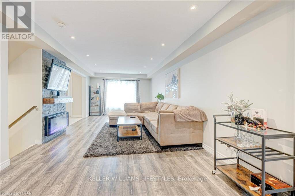 London South (south B), ON N6K0G5,1236 RIVERBEND ROAD