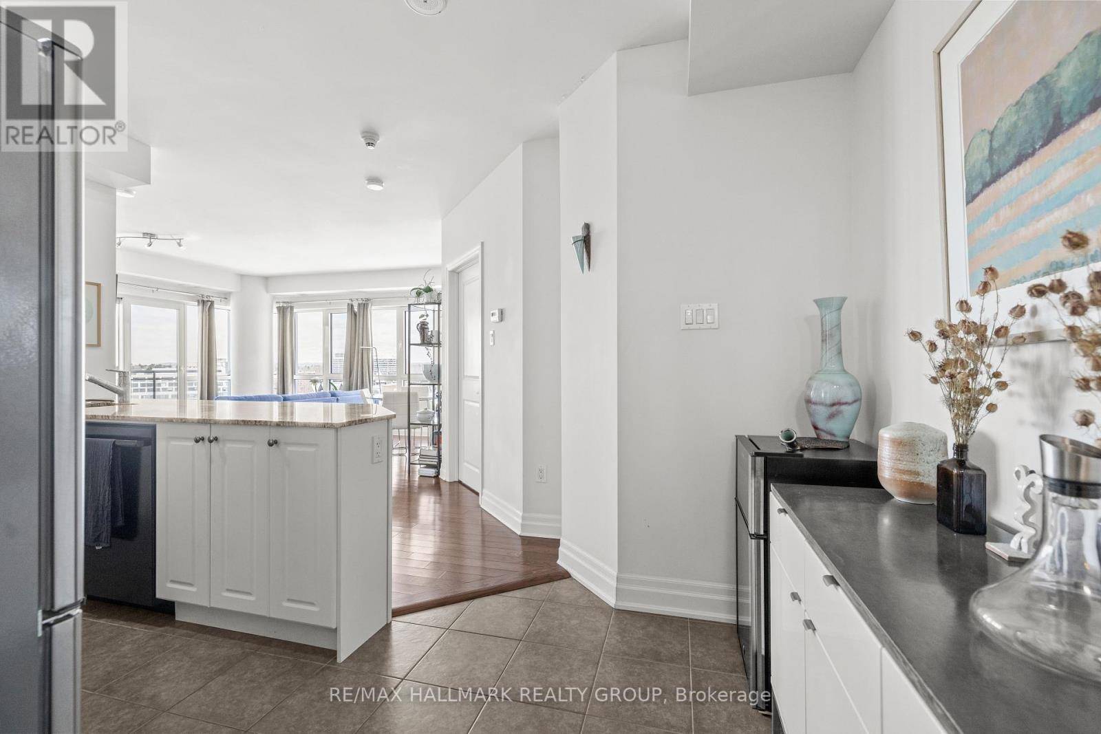 Ottawa, ON K1L0A9,90 Landry ST #1304