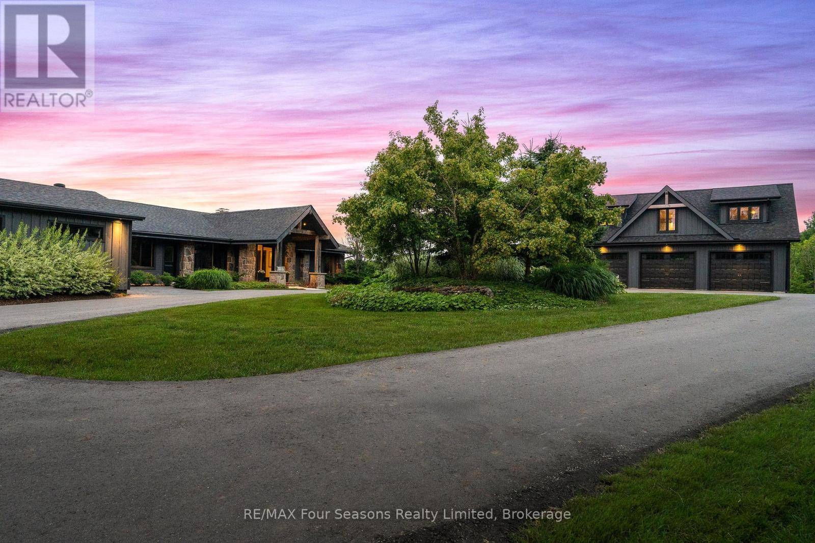 Blue Mountains, ON L9Y0R6,589370 GREY ROAD 19 W