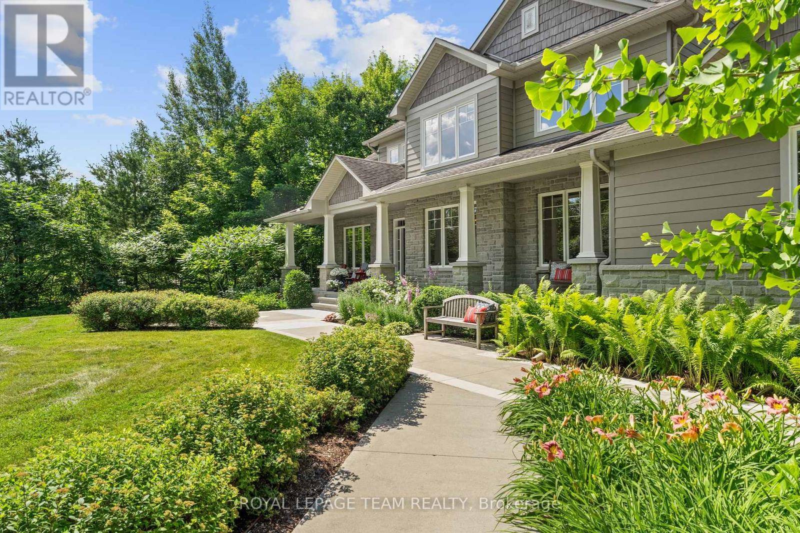 Ottawa, ON K2W1H3,387 RIDGESIDE FARM DRIVE
