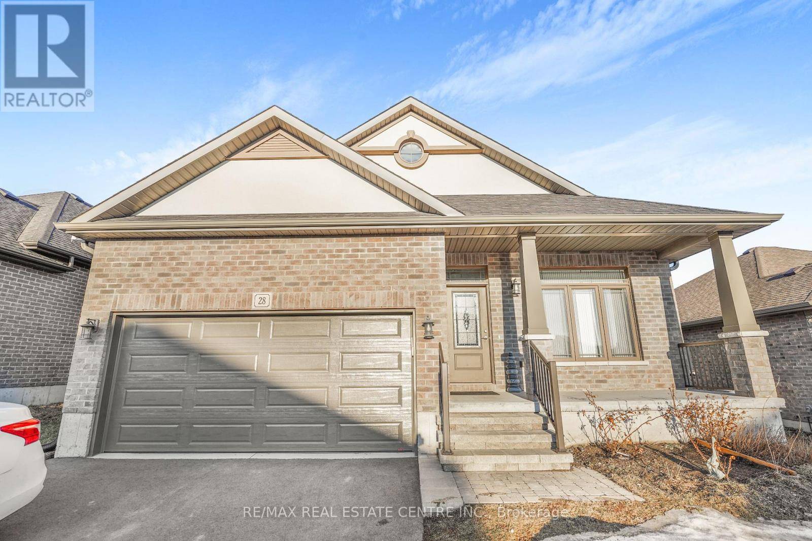 Quinte West (sidney Ward), ON K8R0A4,28 STONECREST BOULEVARD