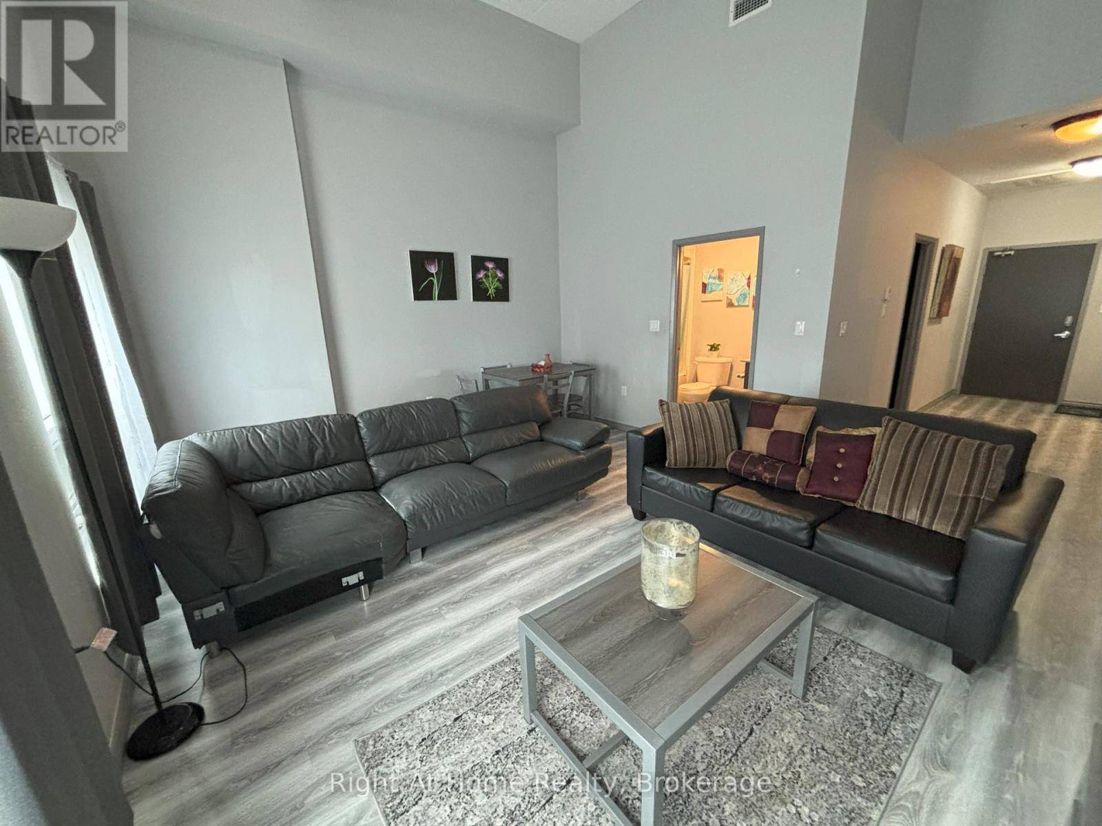 Waterloo, ON N2L0J3,275 Larch ST #F107