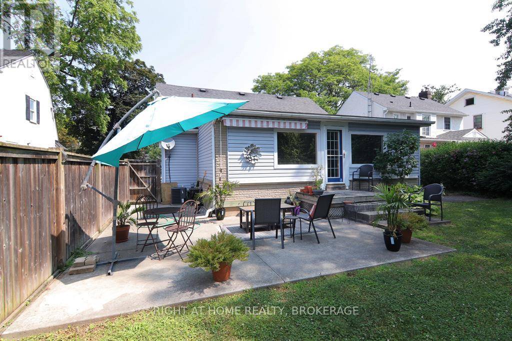 St. Catharines (secord Woods), ON L2P2X9,368 QUEENSTON STREET