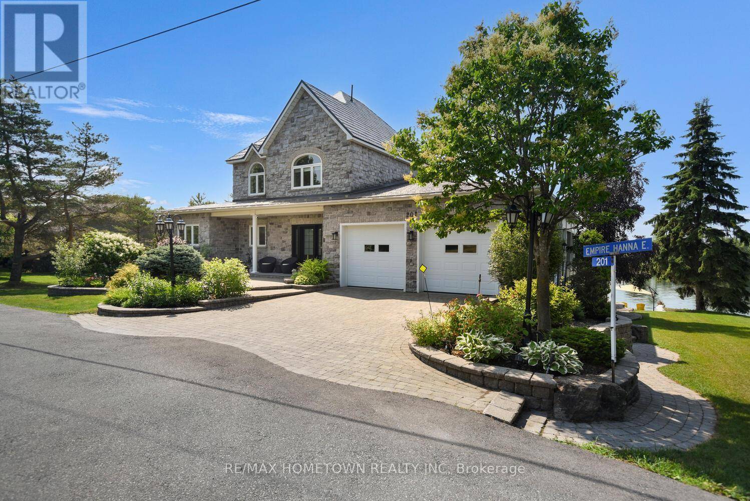Edwardsburgh/cardinal, ON K0E1E0,201 EMPIRE HANNA ROAD E