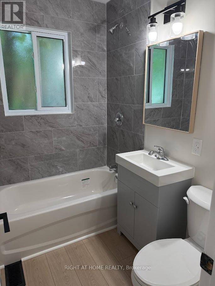 Kingston (central City West), ON K7M2N9,1153 JOHNSON STREET N