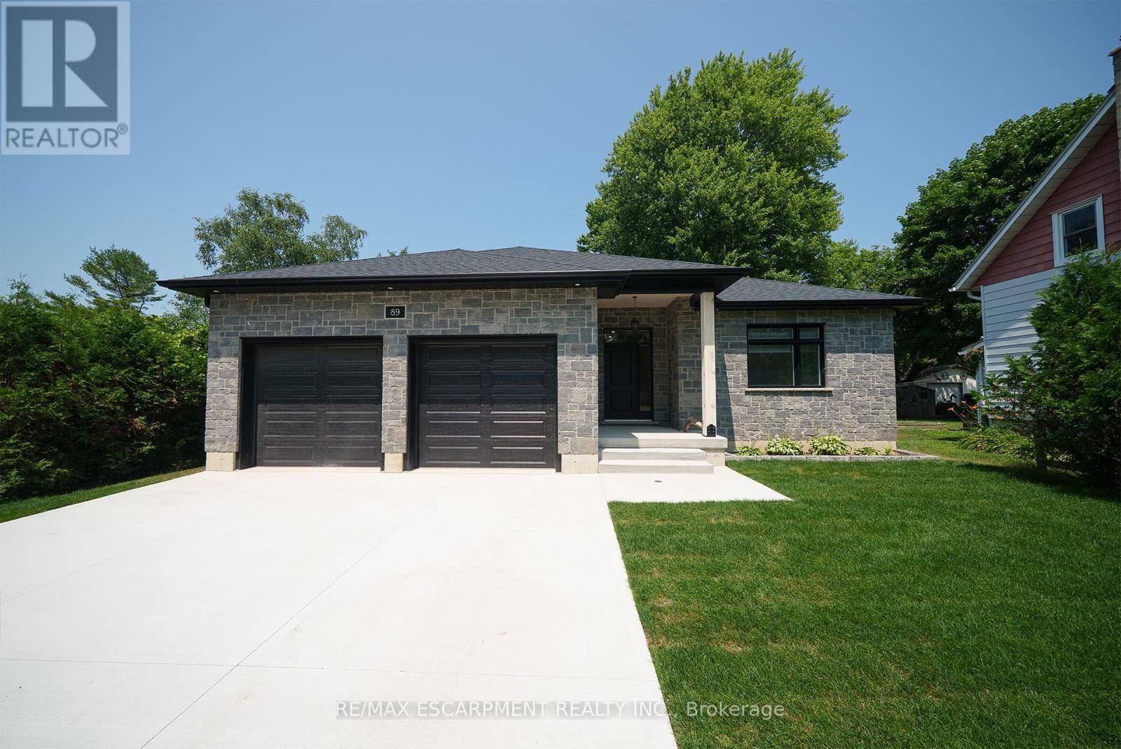 Bayham (port Burwell), ON N0J1T0,89 ROBINSON STREET