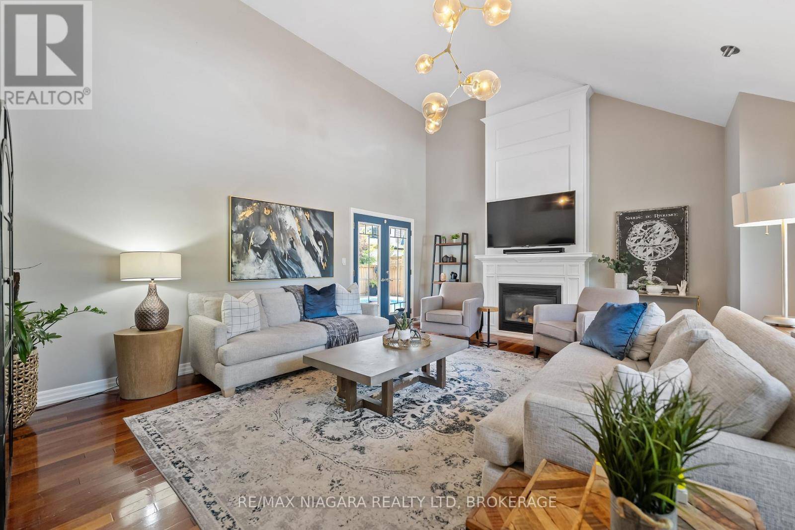 St. Catharines (port Dalhousie), ON L2N5L1,1 GRAHAM AVENUE
