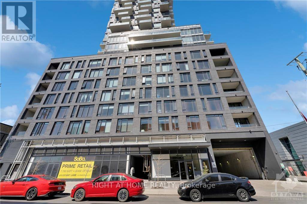 Ottawa, ON K2P1J5,203 CATHERINE ST #509