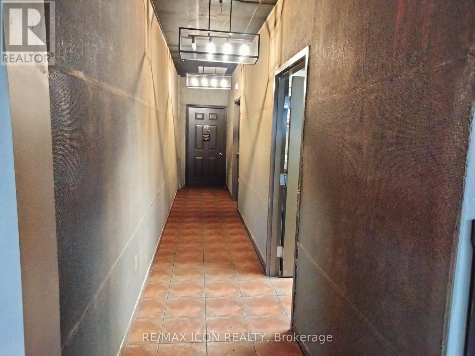 London South (south Y), ON N6E2C6,775 SOUTHDALE Rd RD East #10 & 11