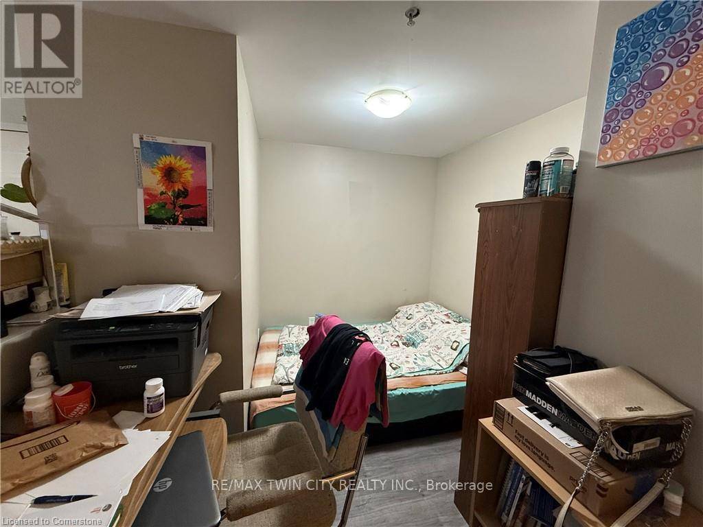 Guelph (pineridge/westminster Woods), ON N1L0E8,43 Goodwin DR #301