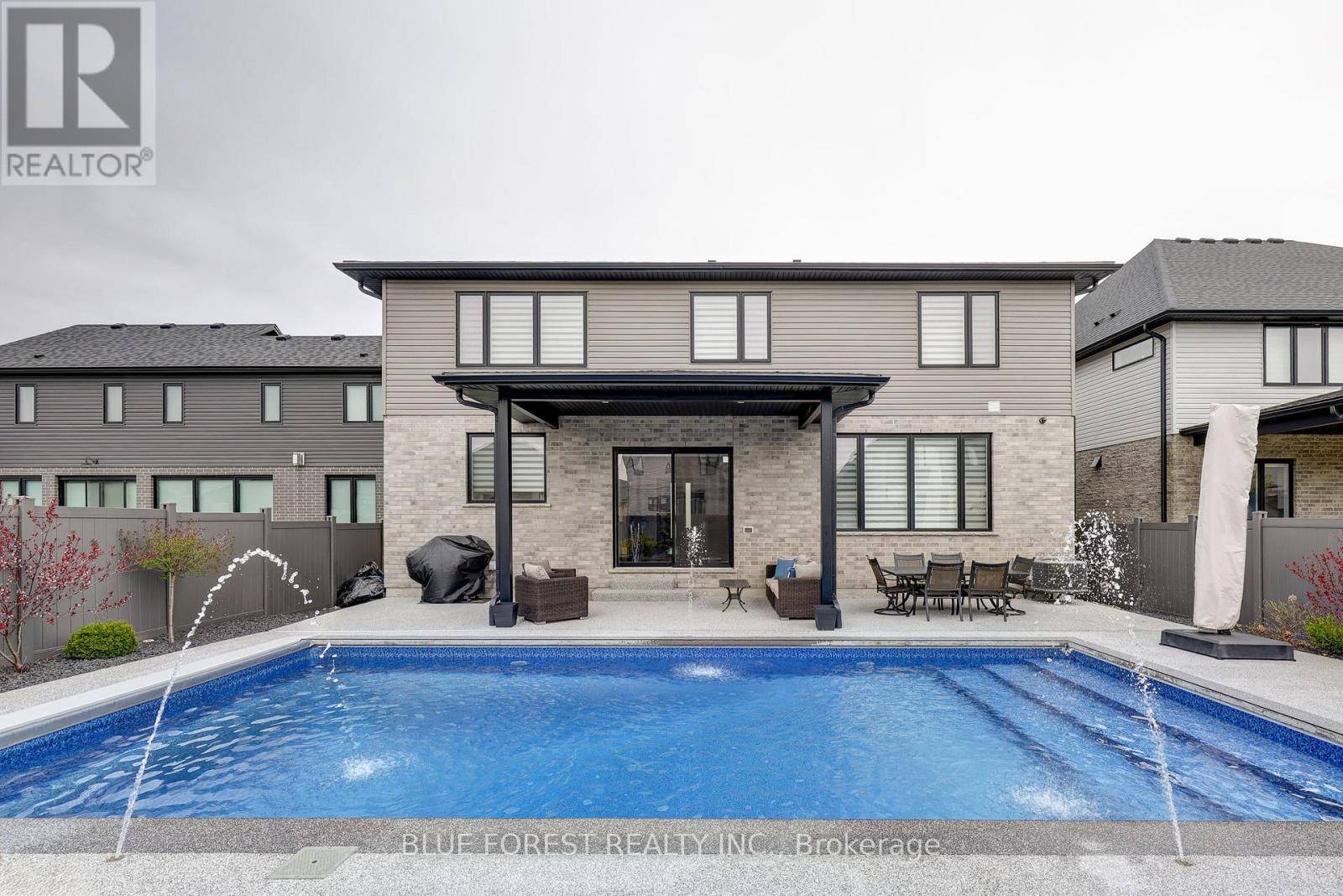 London South (south V), ON N6P0H2,6328 BRASH DRIVE