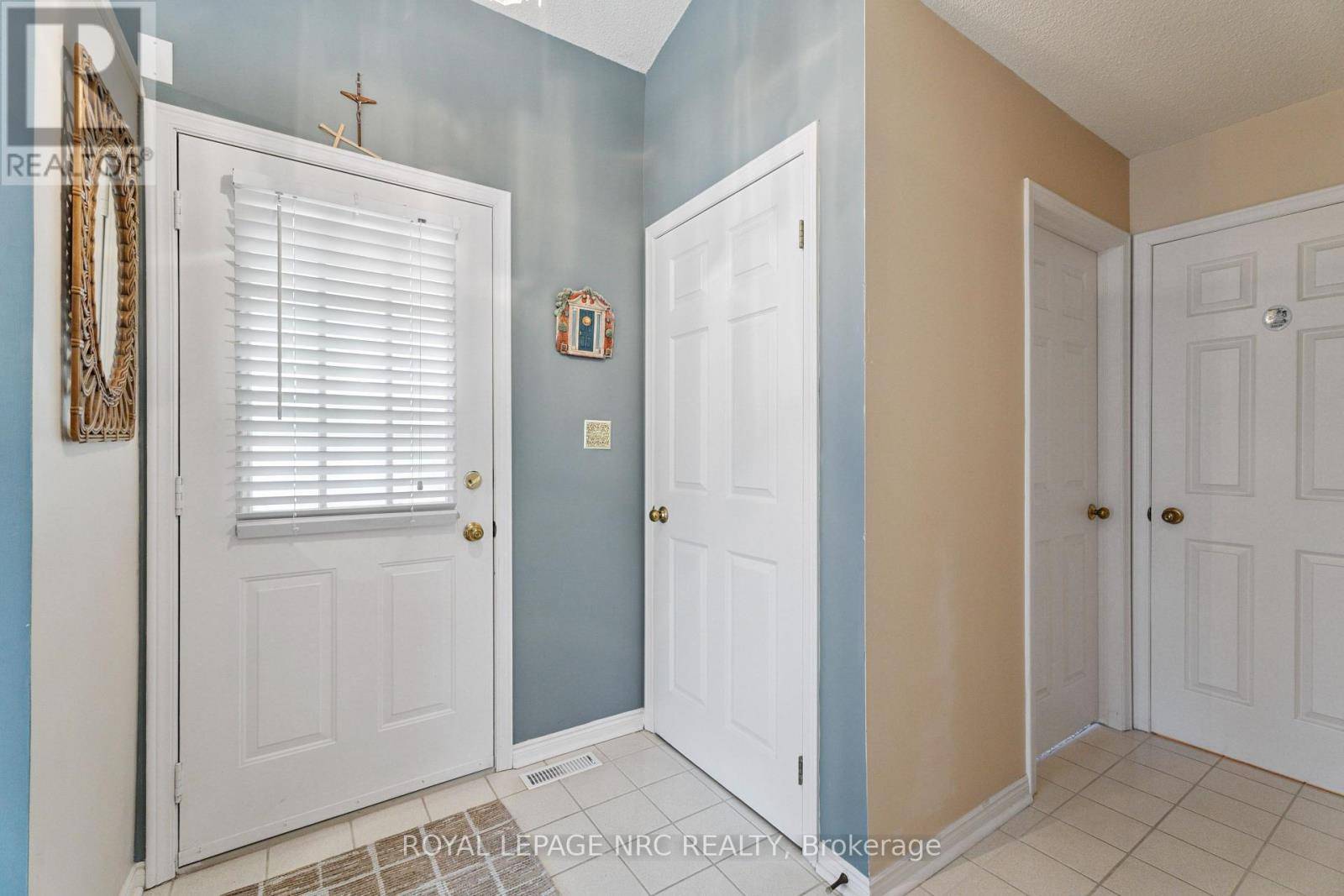 Lincoln (lincoln-jordan/vineland), ON L0R2C0,4146 BLUEBERRY COURT