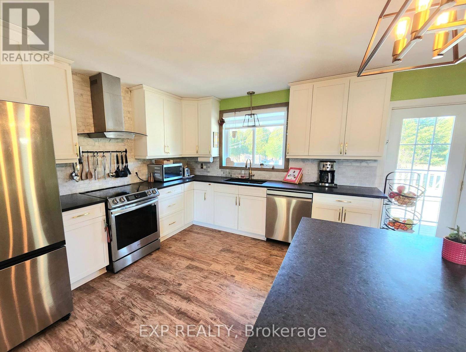 Augusta, ON K0E1T0,4020 GLEN SMAIL ROAD