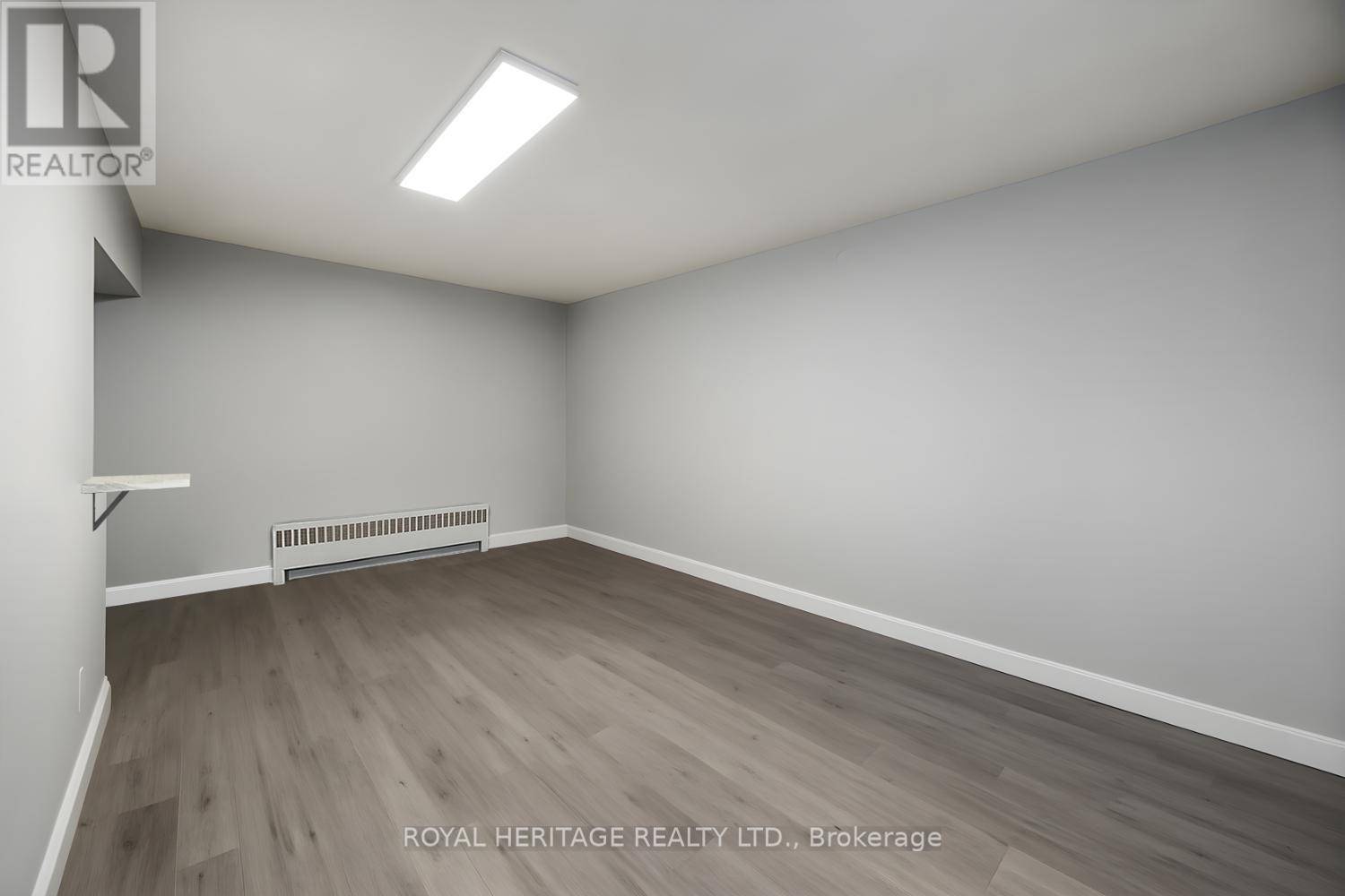 Cobourg, ON K9A3R1,264 Division ST #2
