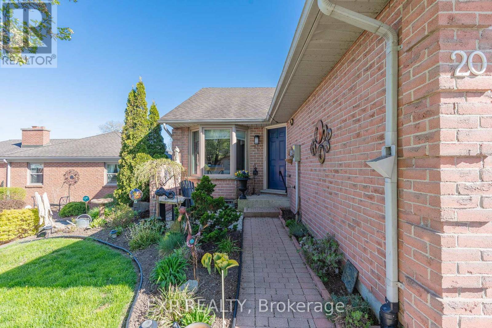 Lambton Shores (grand Bend), ON N0M1T0,90 Ontario St ST South #20