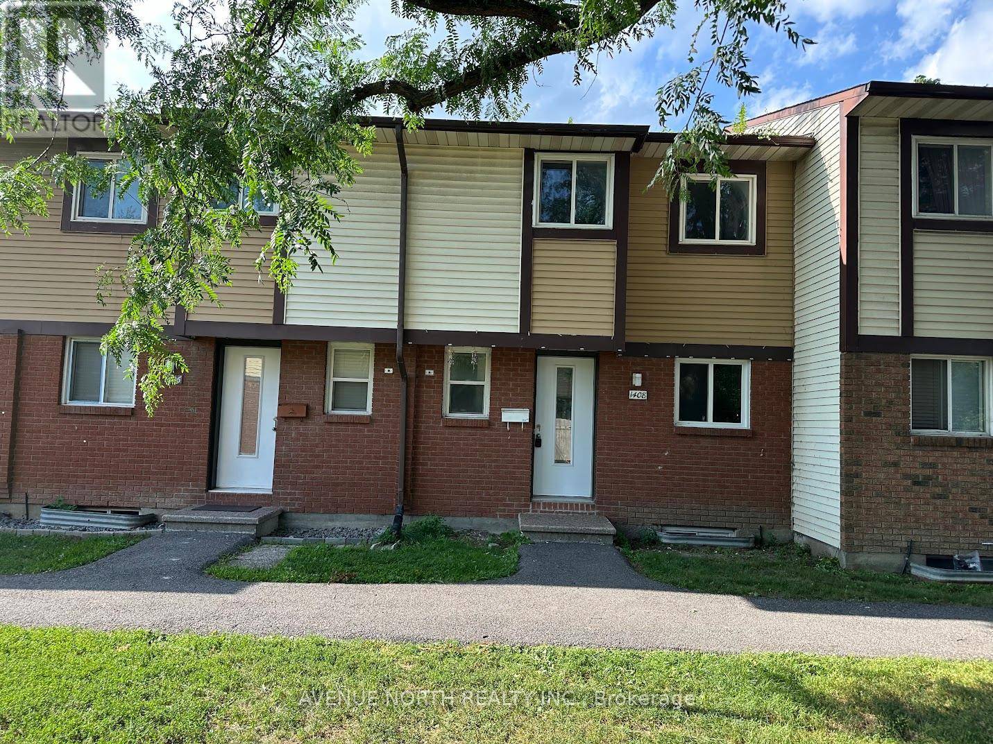 Ottawa, ON K1B5J4,1408 Foxwell ST #3