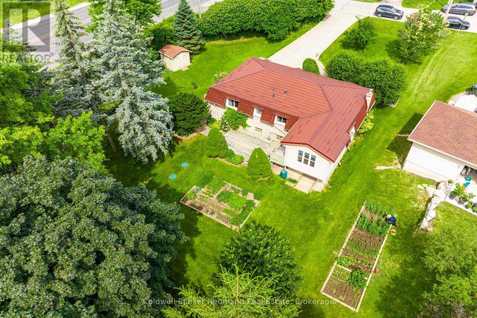 Guelph/eramosa, ON N1E0N9,2 HAMILTON DRIVE