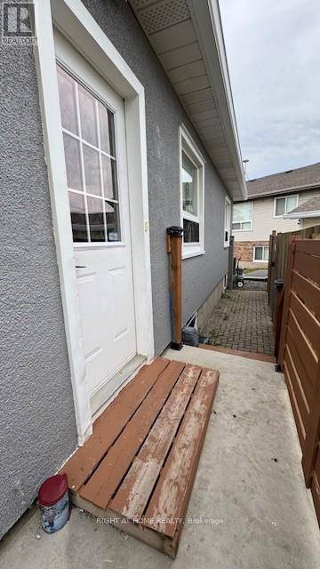 St. Catharines (burleigh Hill), ON L2T1R1,BASEMENT UNIT - 134 ST. DAVID'S ROAD