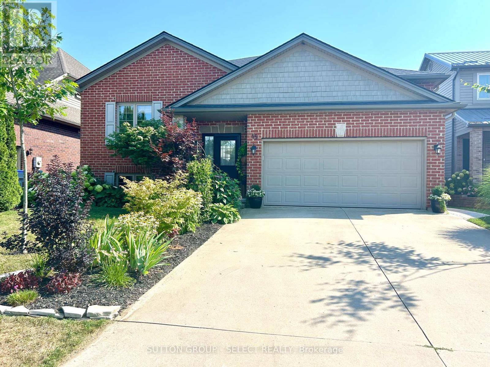 North Middlesex (ailsa Craig), ON N0M1A0,15 HAMILTON STREET
