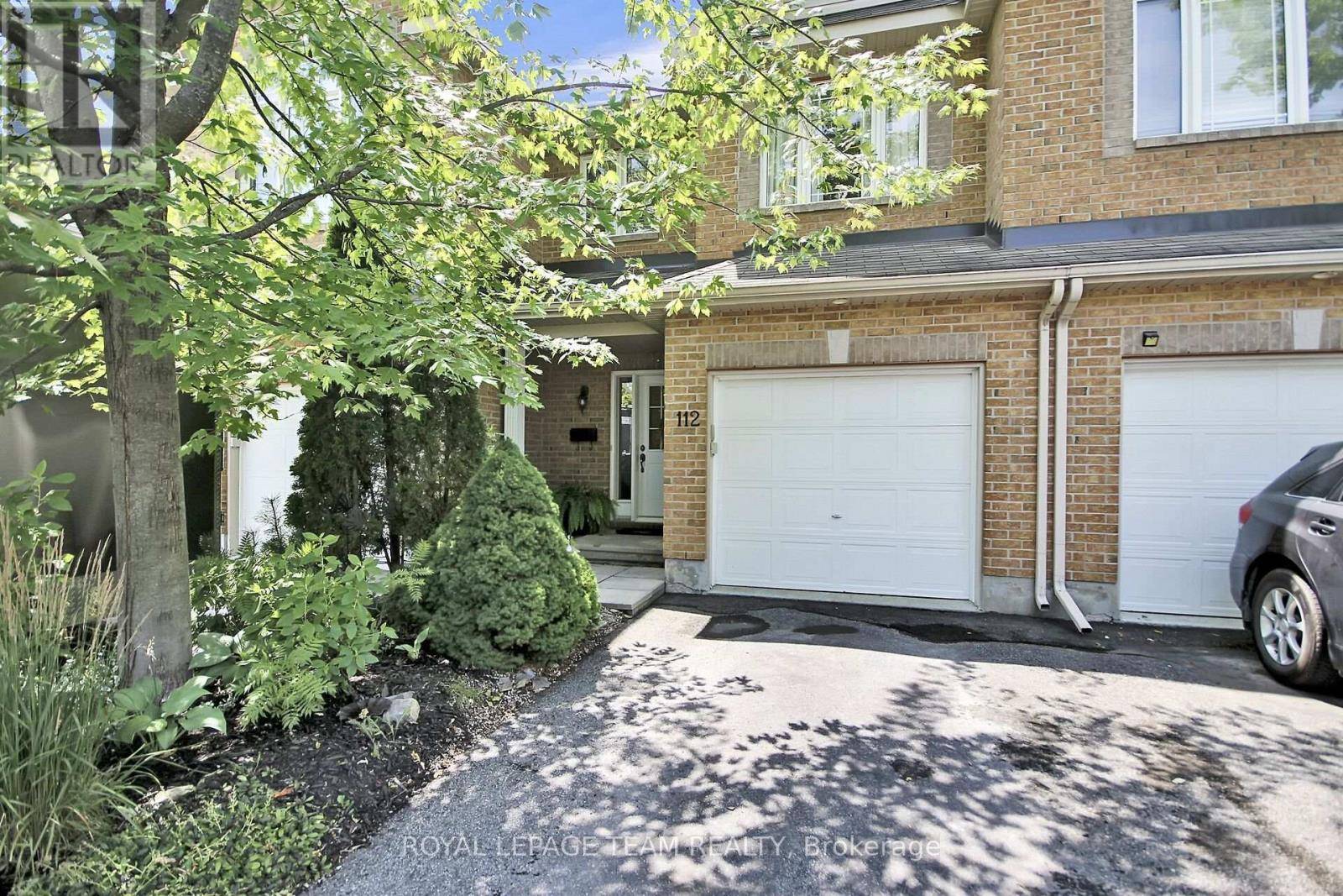 Ottawa, ON K2S0A9,112 TALLTREE CRESCENT