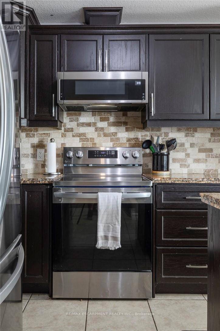 Hamilton, ON L0R1W0,16 AVATAR PLACE S